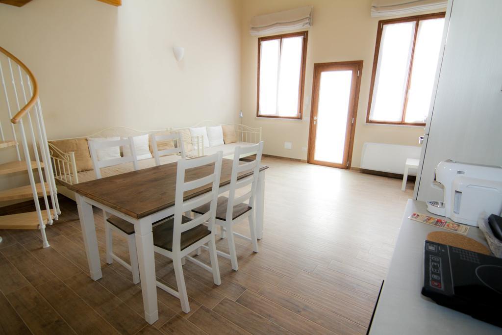 Agriturismo Cascina Della Fontana Lodi Chambre photo