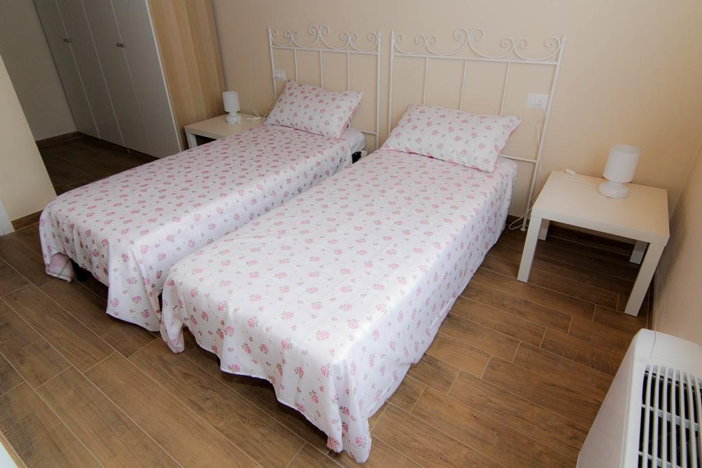 Agriturismo Cascina Della Fontana Lodi Chambre photo