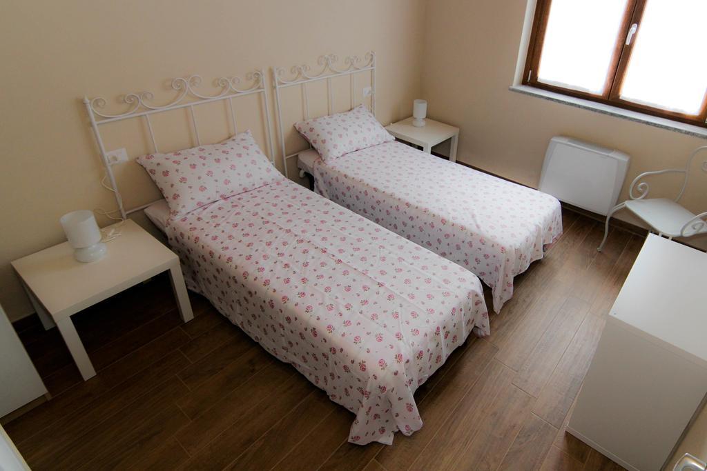 Agriturismo Cascina Della Fontana Lodi Chambre photo