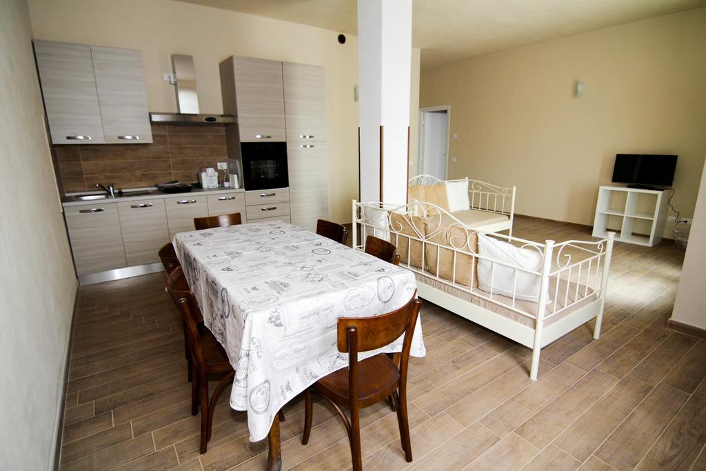 Agriturismo Cascina Della Fontana Lodi Chambre photo